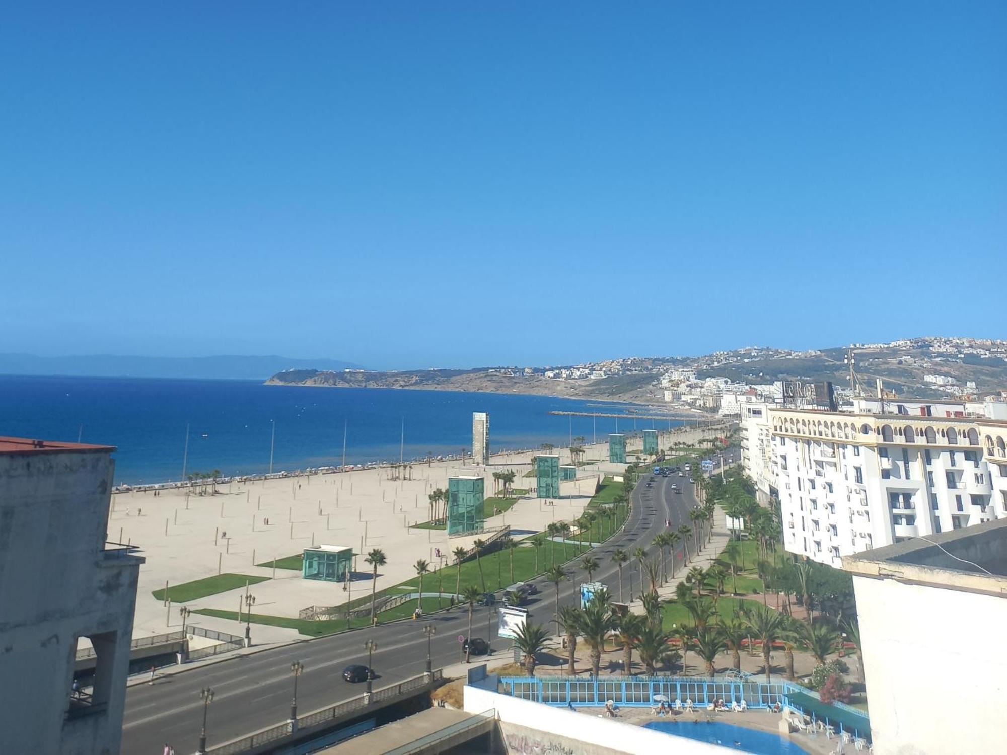 Malabata Pres Tgv Corniche * طنجة